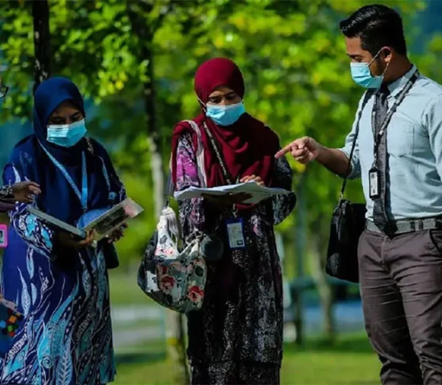 Advancing Gender Equality in Education: Tracking and Supporting Women’s Graduation Success at Alfa University College, Malaysia